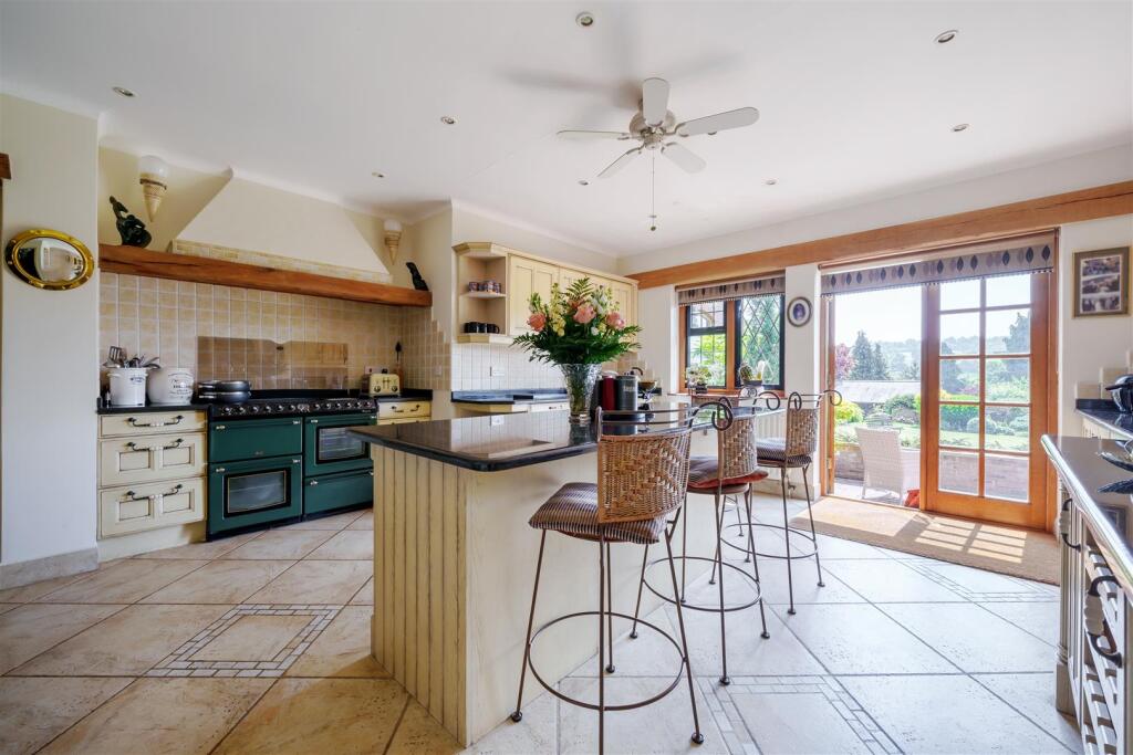 Kitchen (Main House).jpg