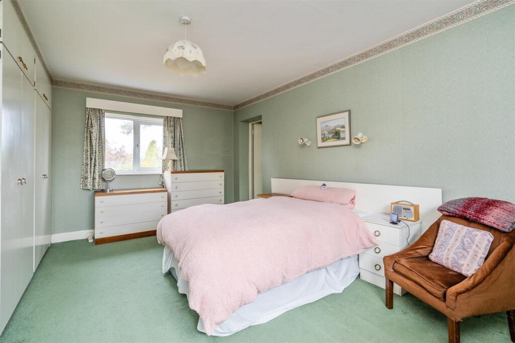 3 Brueton Avenue_16.jpg