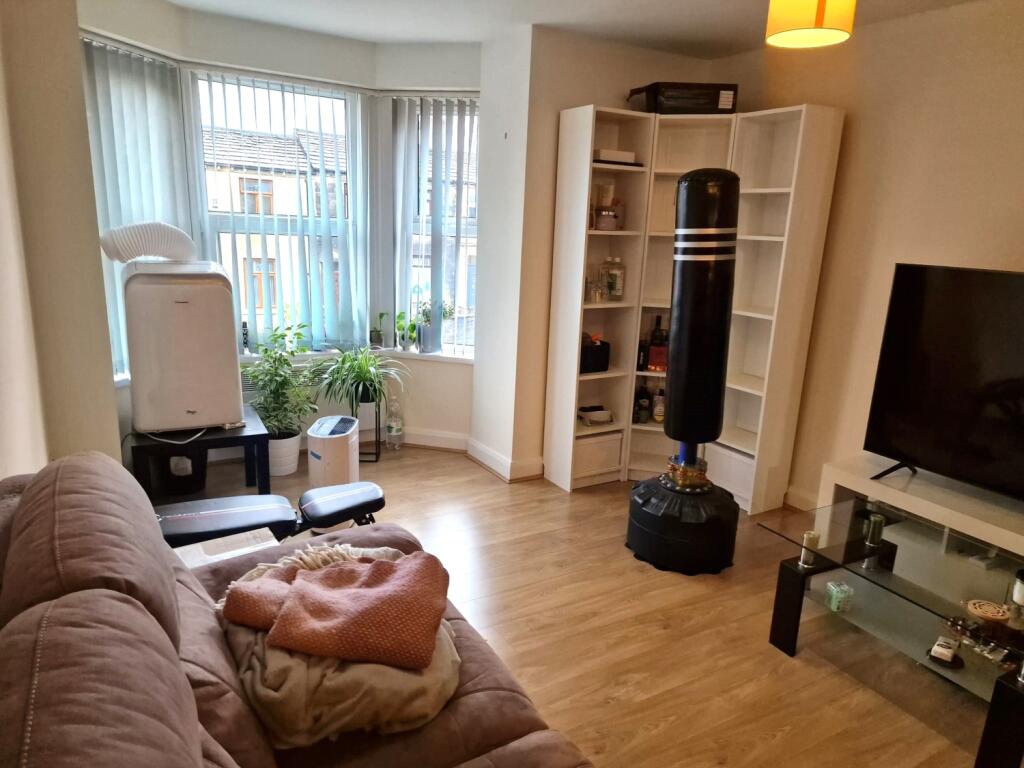 living room 5CS