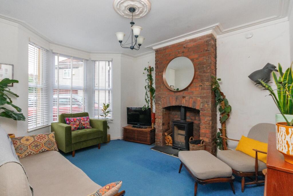 0S4RBN - Living Room B.jpg