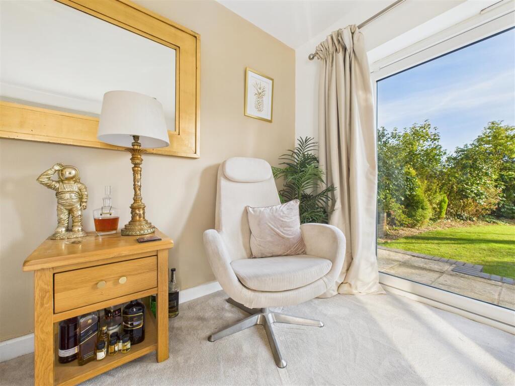 SITTING ROOM - BEDROOM FOUR1.jpg