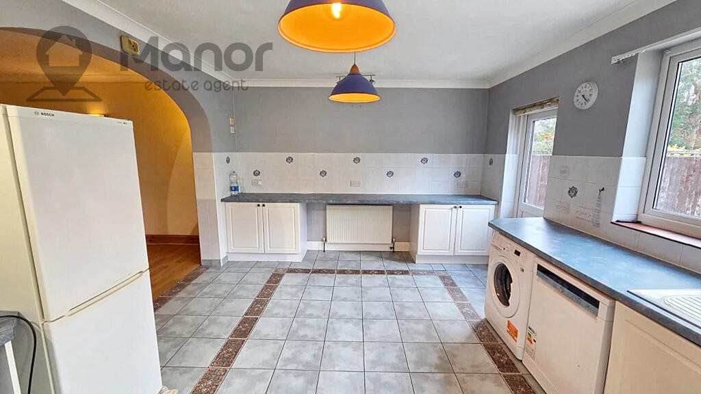 WhatsApp Image 2025-10-08 at 17.09.16 (2)