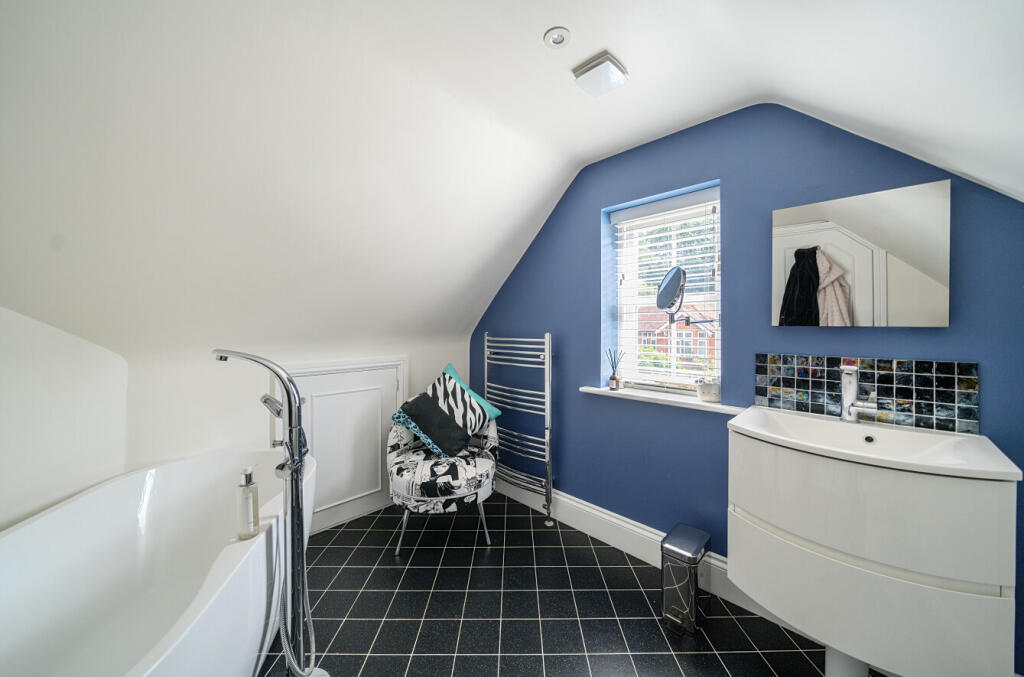 1326217-21-687526...