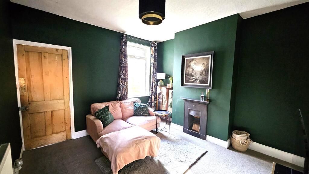 Reception Room 2 (2).jpg