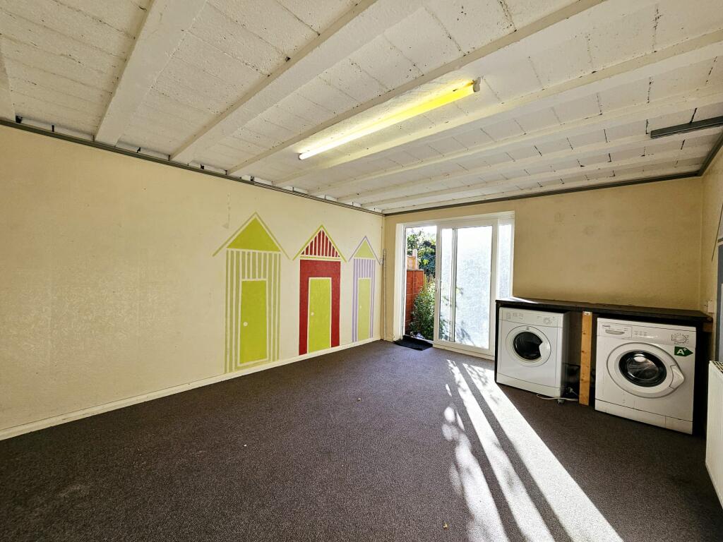 f56a2668-d6e3-475b-9405-cd1570d0e156