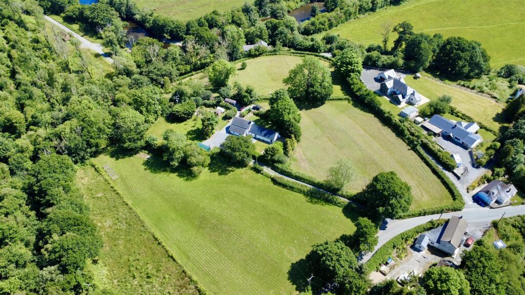 dji_fly_20250619_151920_198_1750354253903_photo_op