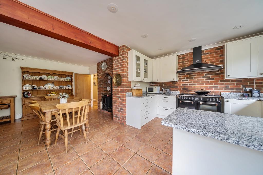 Kitchen / Dining