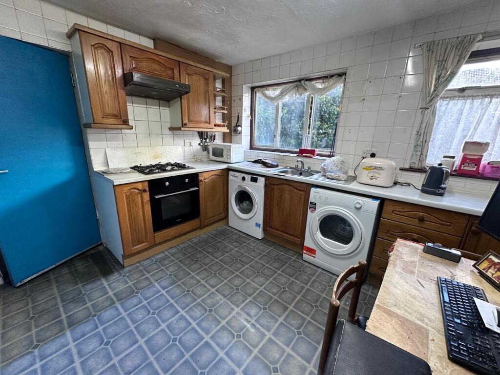 WhatsApp Image 2025-10-24 at 14.21.56 (3).jpeg