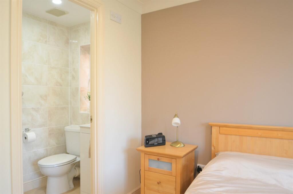 Bedroom One Ensuite