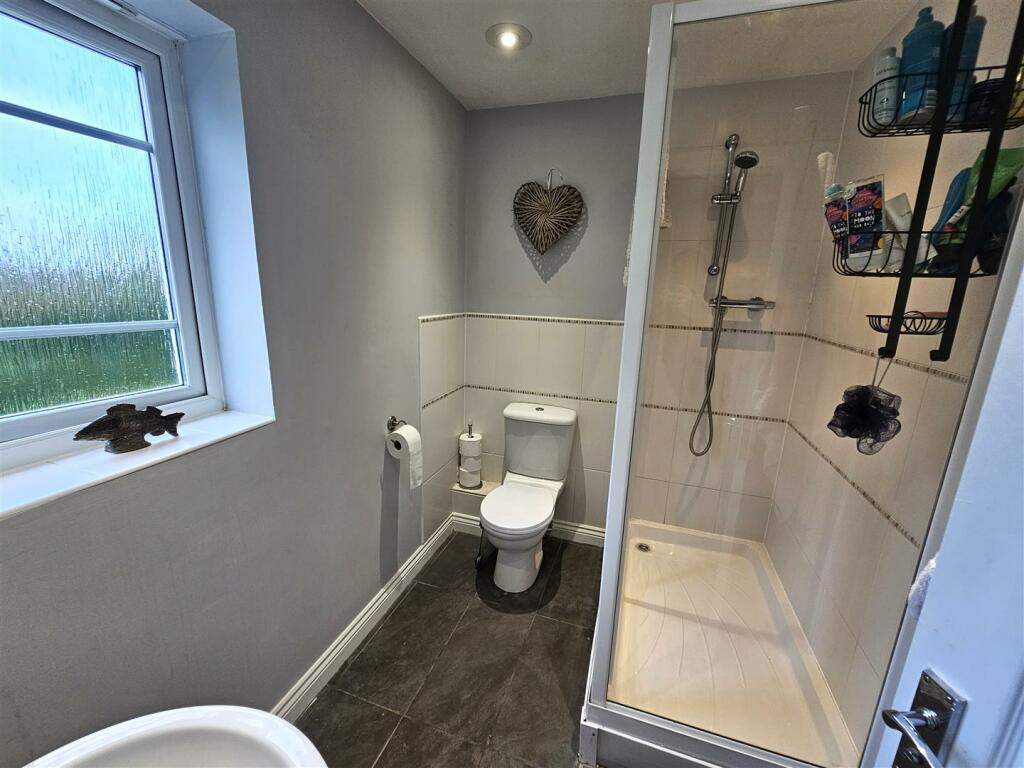 Ensuite.jpg