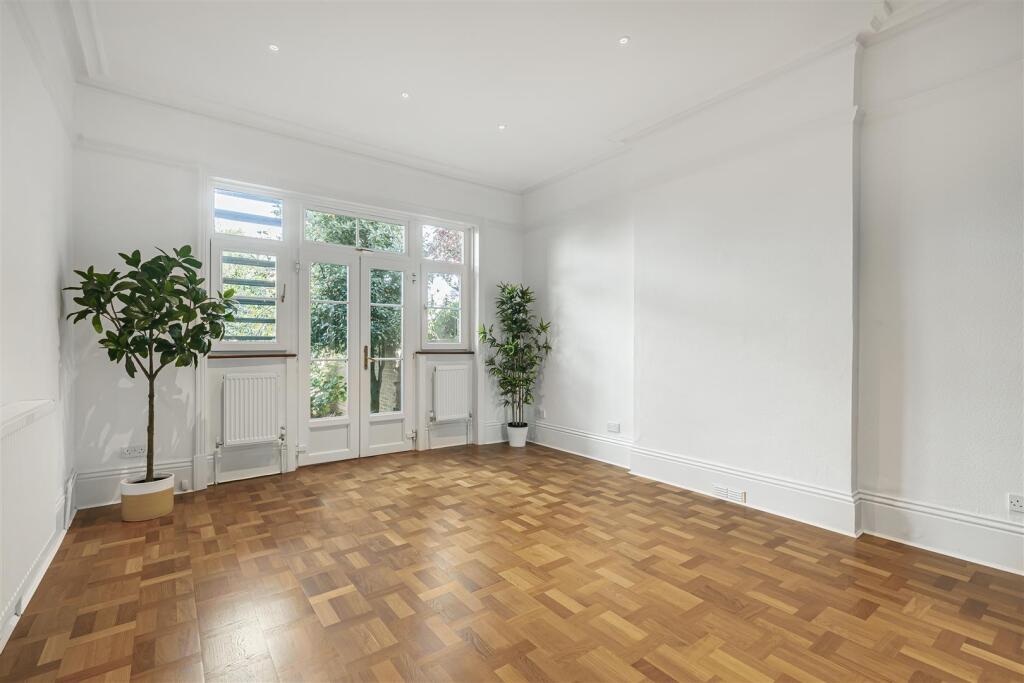 James_anderson-330_upper_richmond_road-sw14__4_.JP