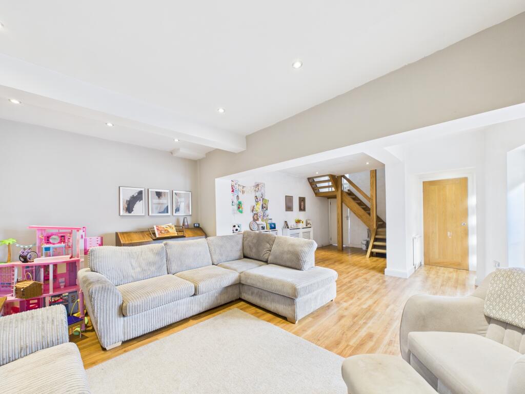 Living / Dining Room