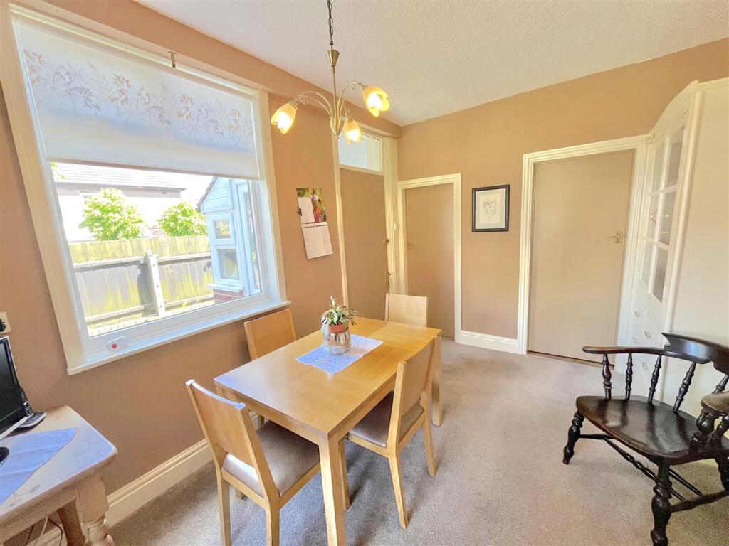 Kitchen Diner