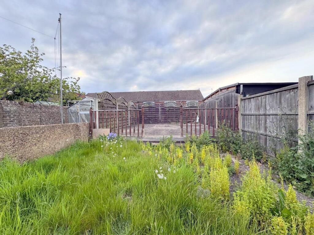 To Let, Rent in Sittingbourne, ME10 - MaxwellPrope