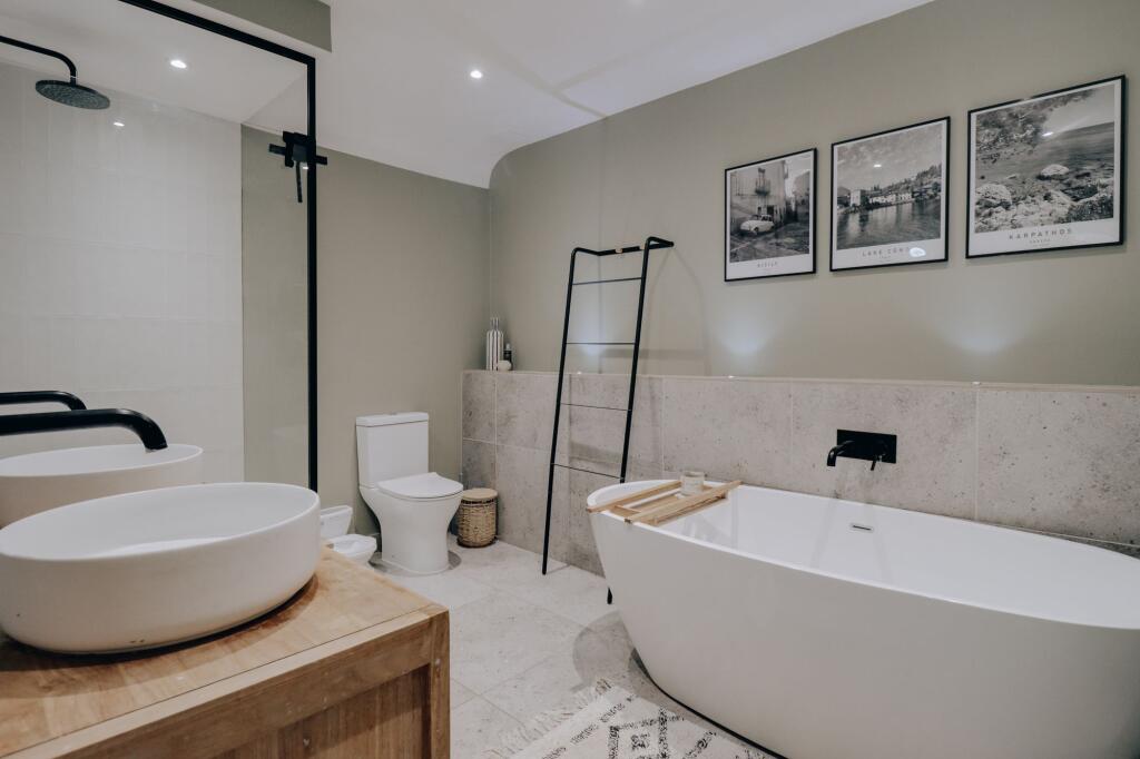 Family bathroom
