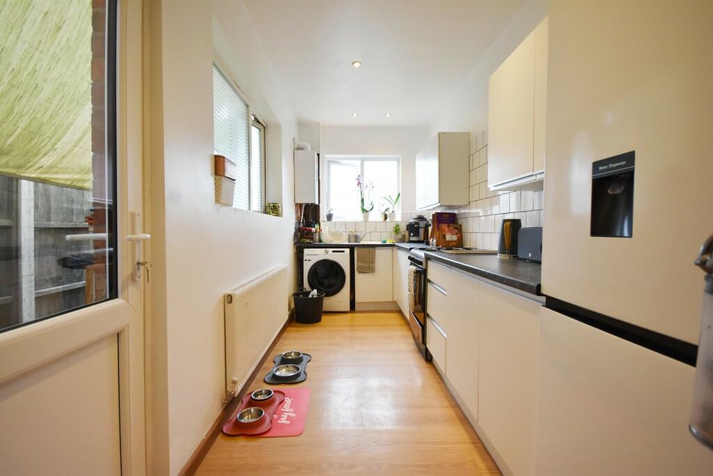Kitchen-min