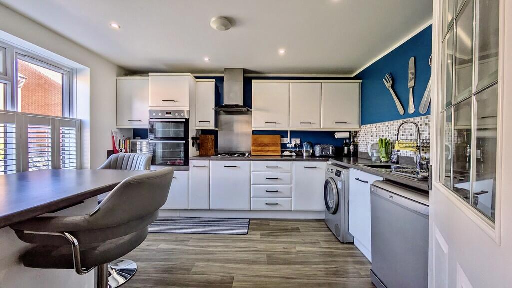 PXL_20250303_1132...