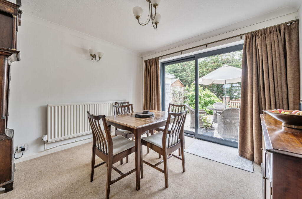 1341211-9-68a497d...