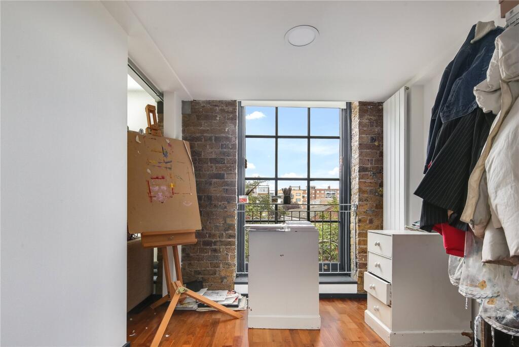 Study/Bedroom 2