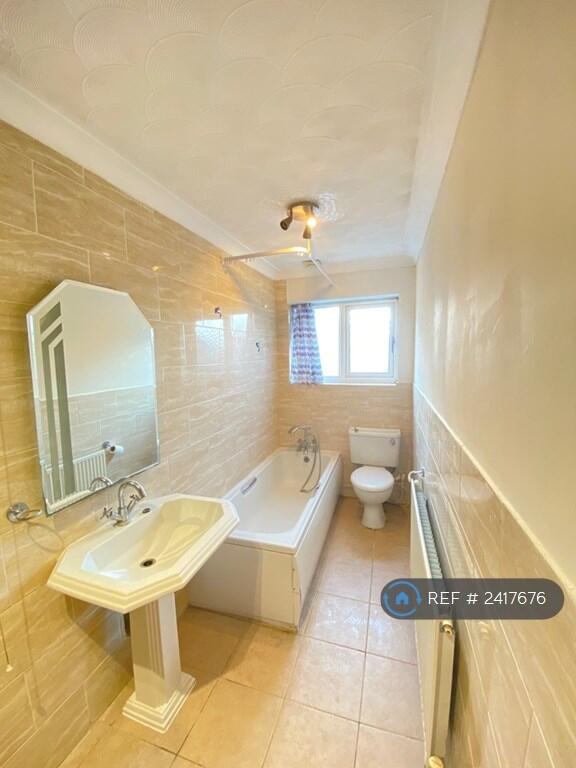 Main Bathroom
