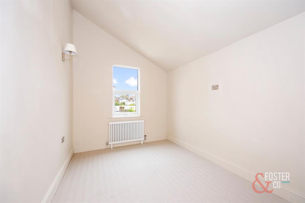 Stirling Place, 13-010.JPG