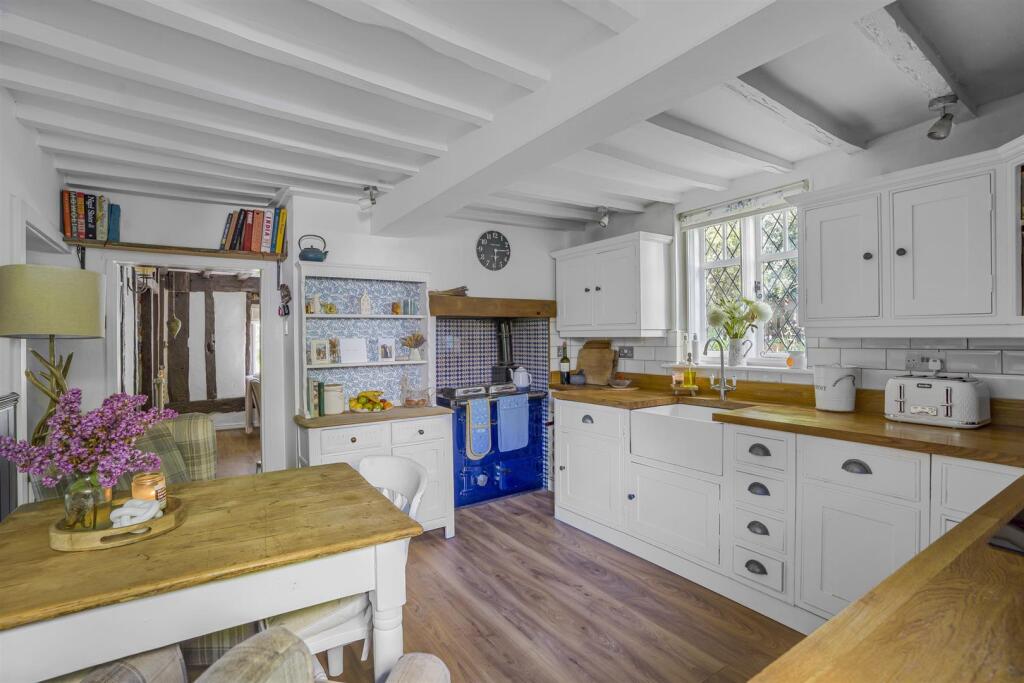 Cottage Kitchen
