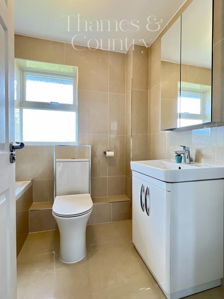 Family bathroom