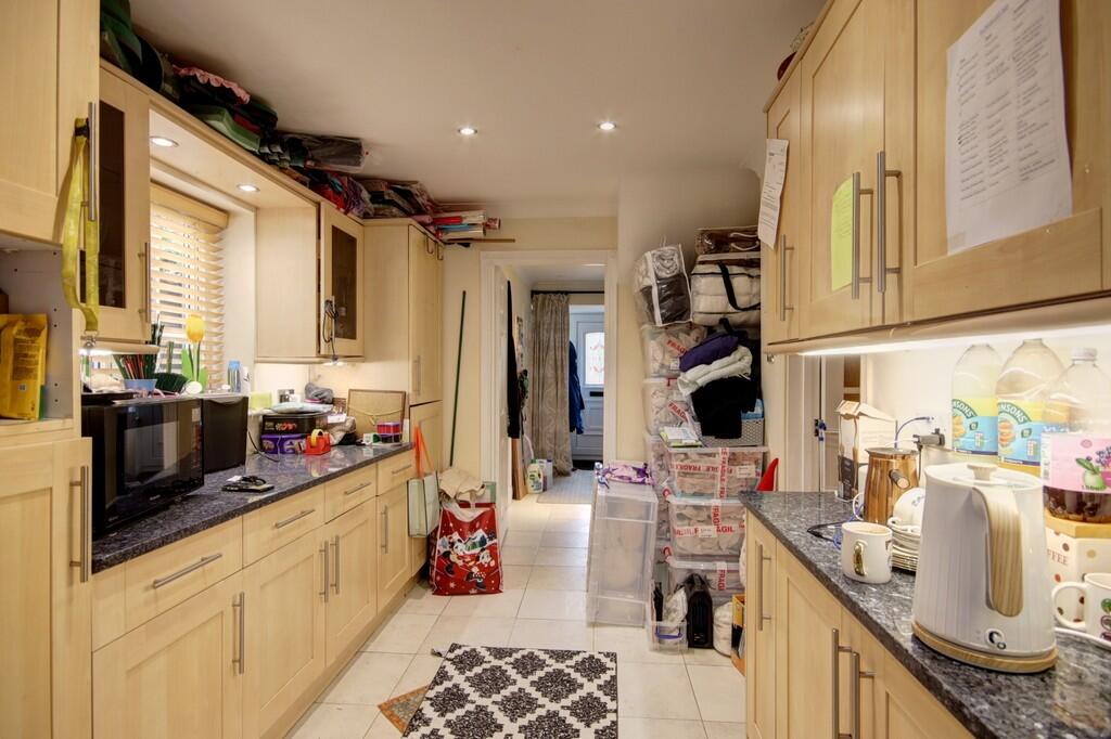 Kitchen 2