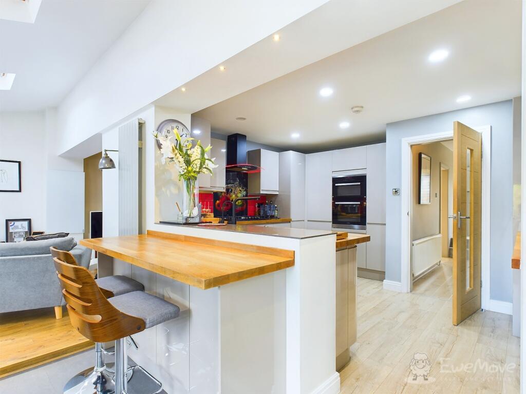 Open Plan Kitchen Living Area