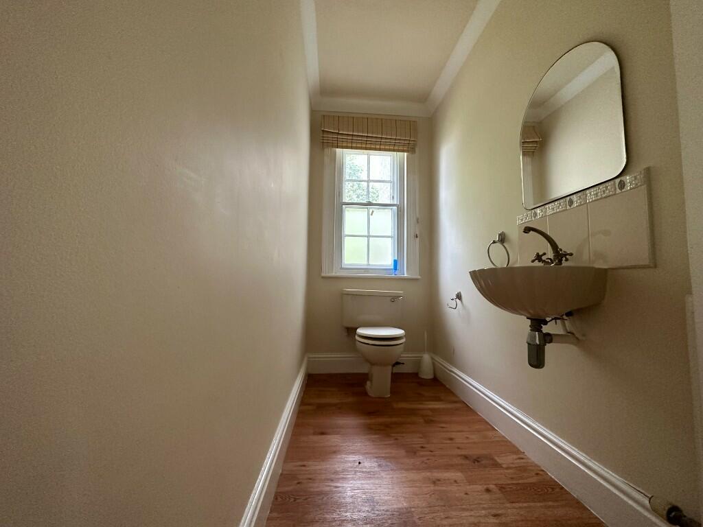 Upstairs Cloakroom