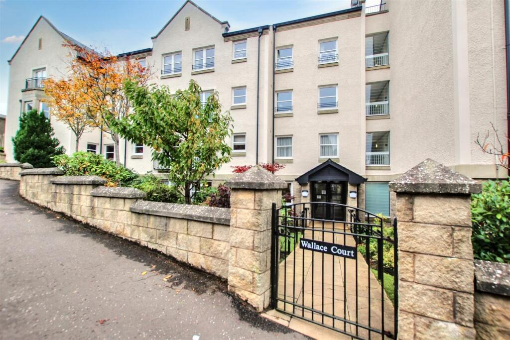 1- Front of the Property.jpg