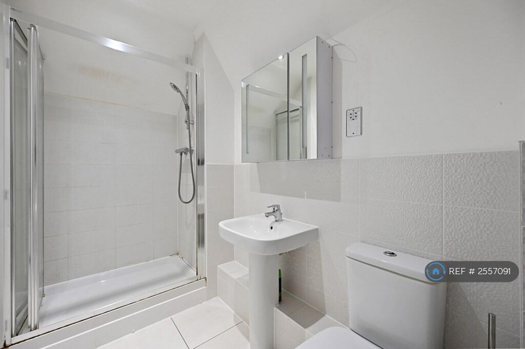 Master Bedroom Ensuite