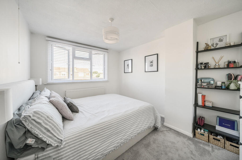 1312595-15-685301...