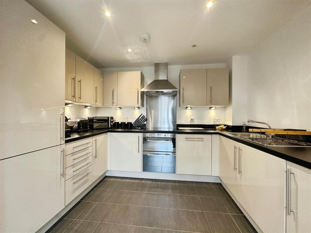 d28b38ba--43D8-86BC-0E59E7554933-60458-000010E2DA0