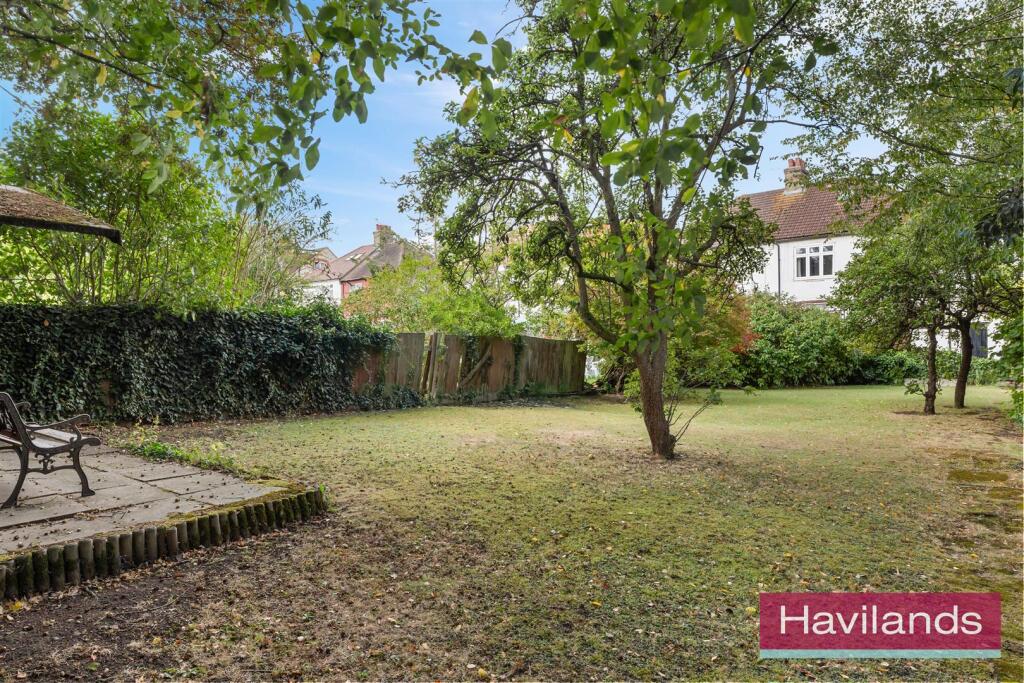 Hillfield Park-11.jpg