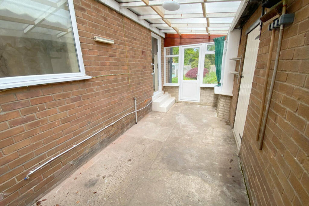 OUTSIDE - SIDE (Covered Area)