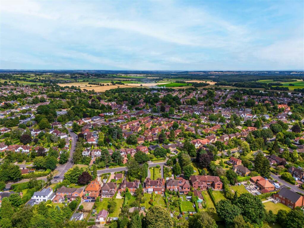 30 Longdale Lane-38.jpg