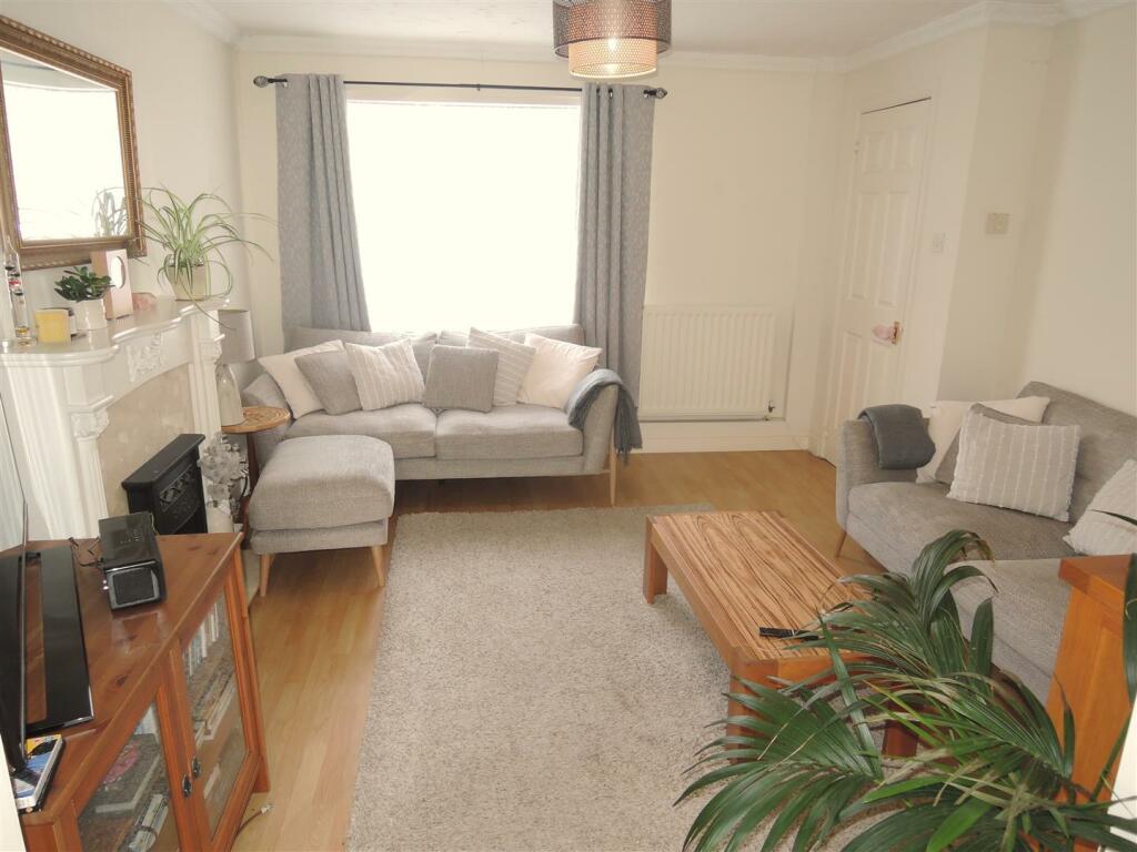 Lounge: