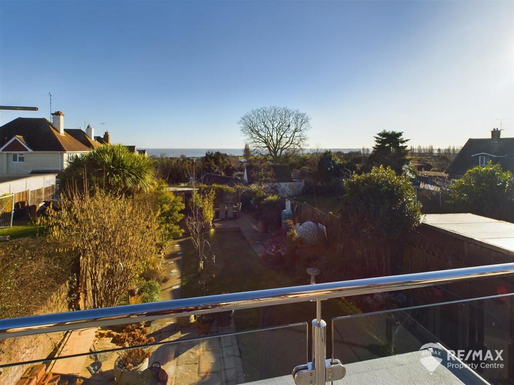 Roof Terrace (2).jpg