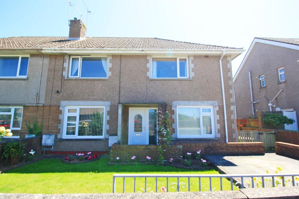 TOP FLOOR AND PARKING