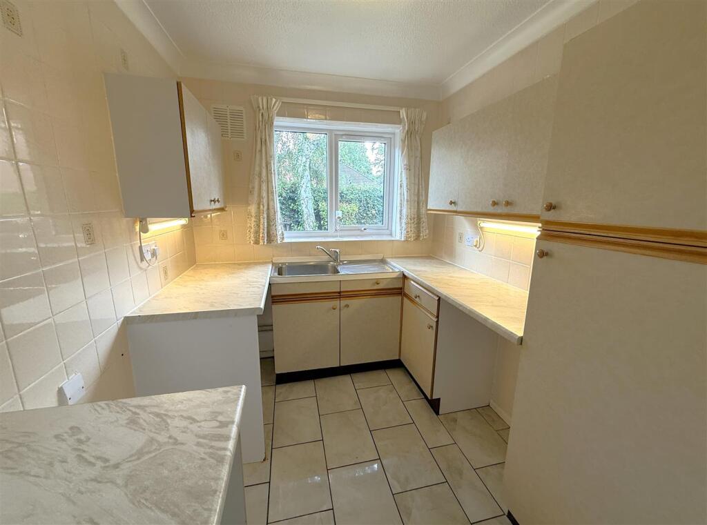 Kitchen A.JPG