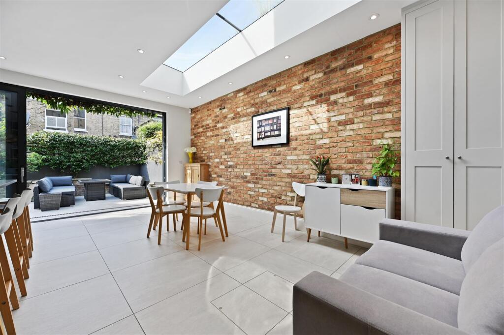 St Stephens Avenue - Kitchen