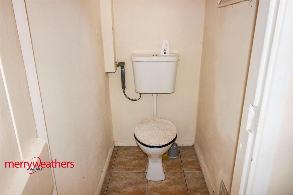Ground Floor W.C.