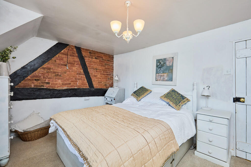 Edward Knight 202...