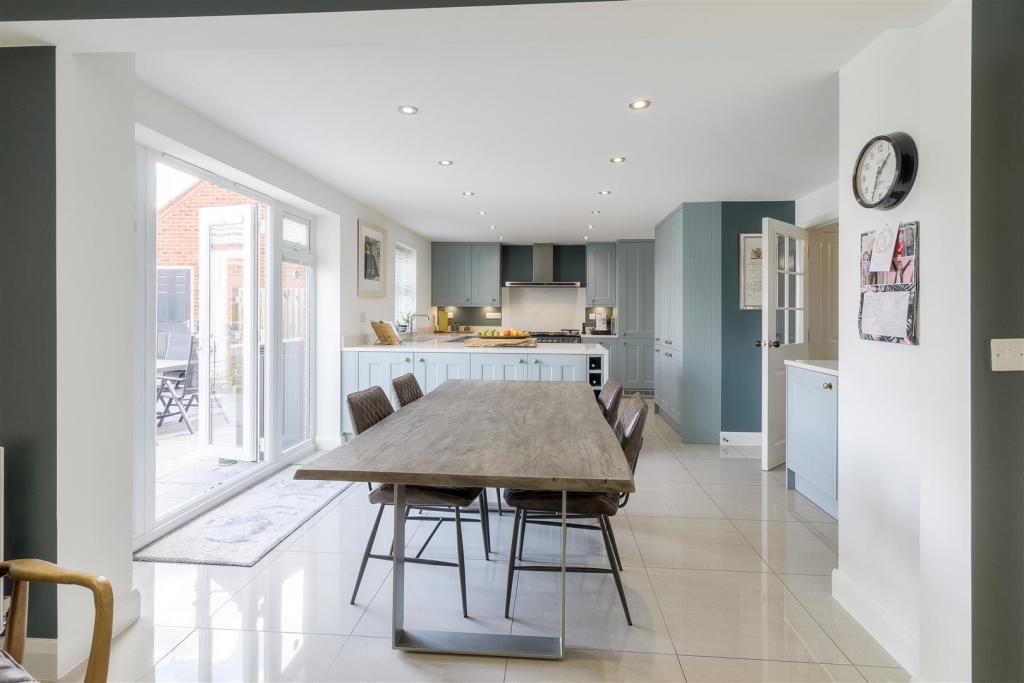 16 Dunbar Way [HIGHres] 009.jpg