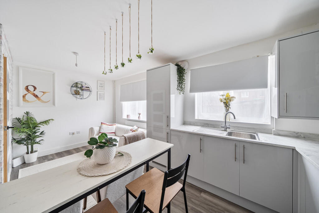 1392951-10-69414d...