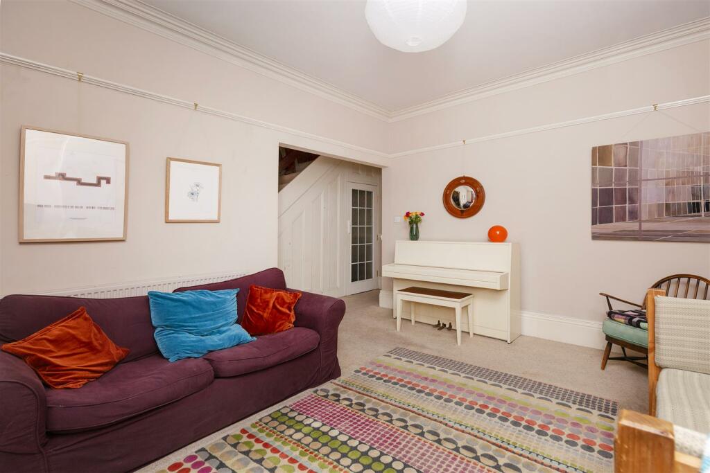 Bramleys Estate Agents - Forrest Avenue - Marsh (6