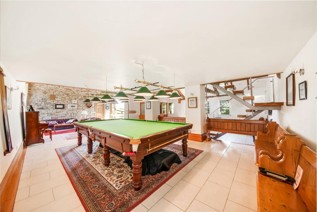 THE BARN/GAMES/LEISURE WING