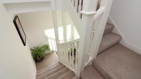 Staircase T202509050936.jpg