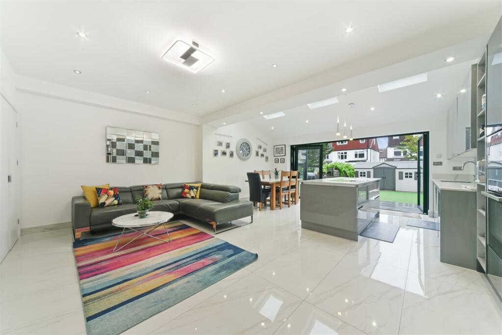 Kitchen/Dining/Family Room